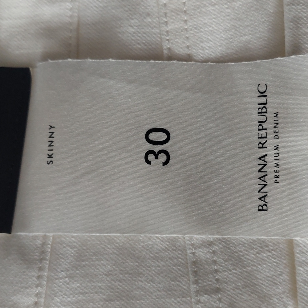 Brand new skinny leg white jeans